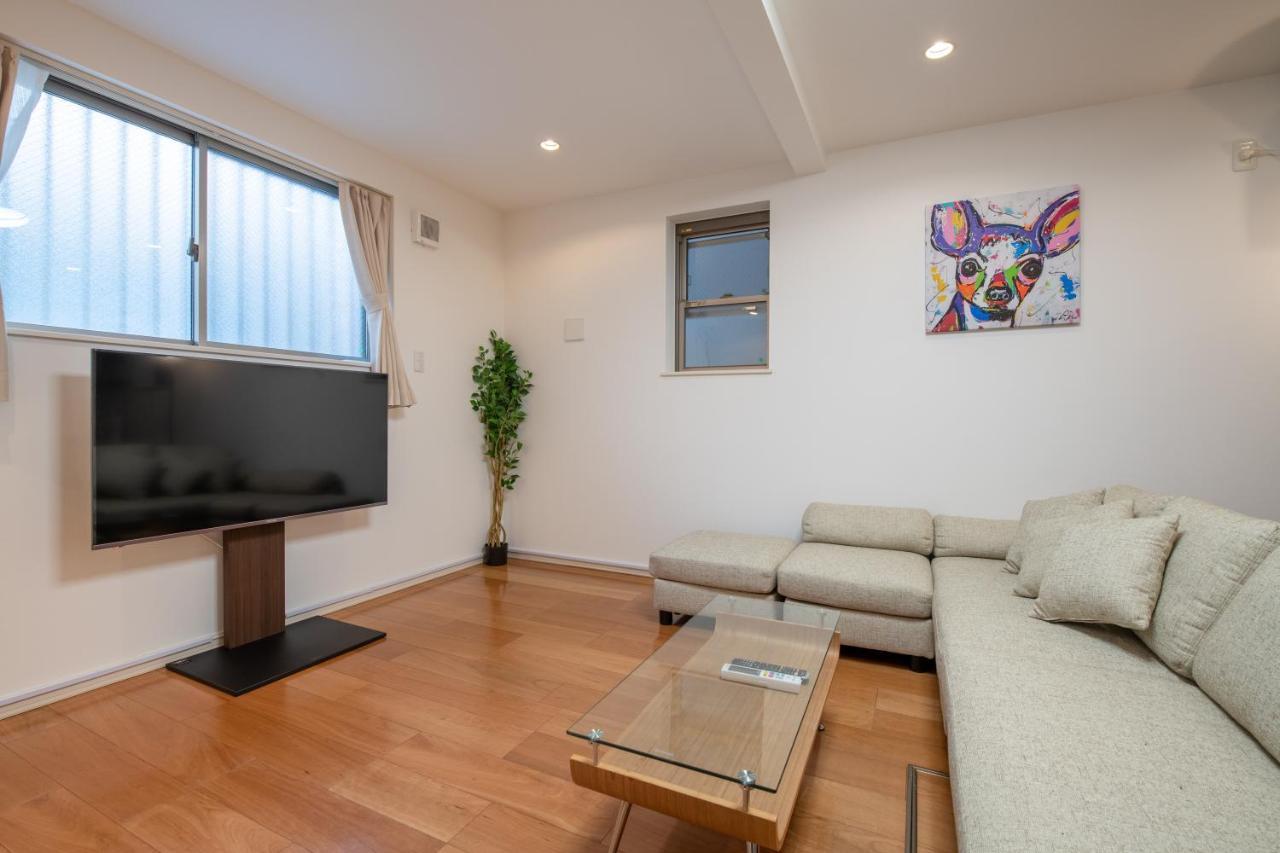 新宿6丁目戸建 Pousada
